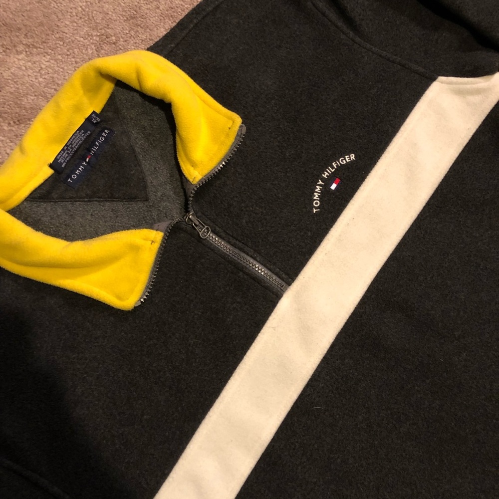 Retro Tommy Hilfiger Quarter Zip - Picture 3 of 6